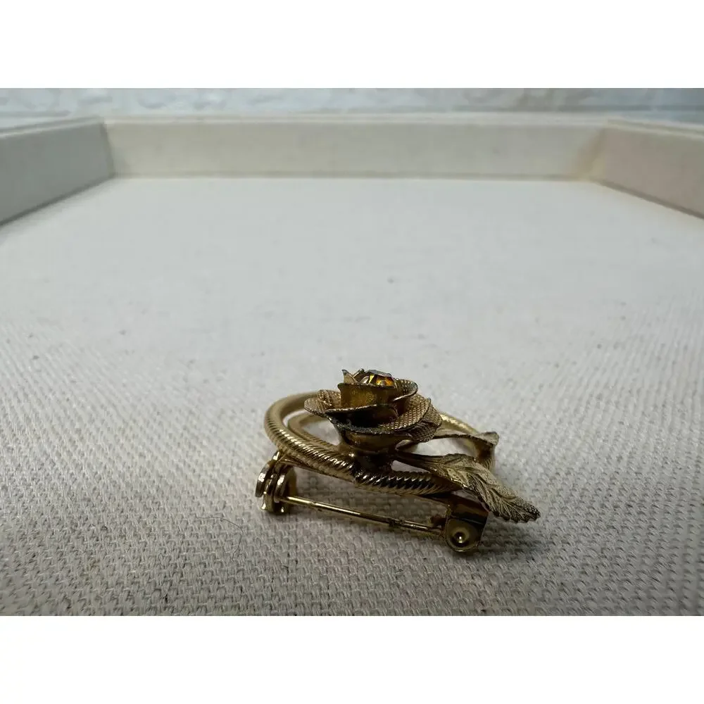 Floral Gold Tone Spiral Circle Rose Spun Gold Leaf Brooch Pin w/ Citrine Jewel